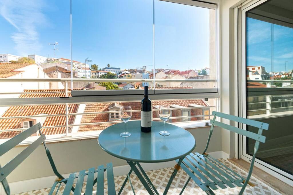 Av. Da Liberdade Comfortable Apt With Balcony リスボン エクステリア 写真